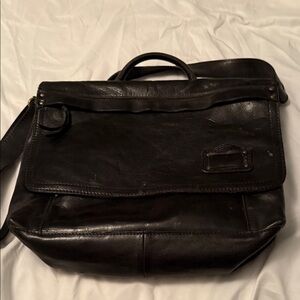 Sleek Black Leather Messenger Bag for Men